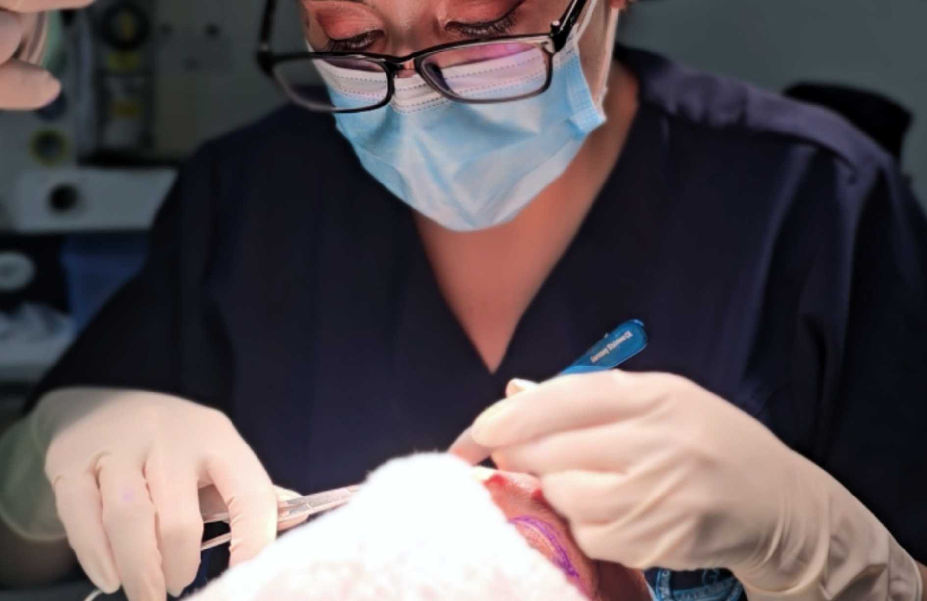 donde realizarse una lobuloplastia